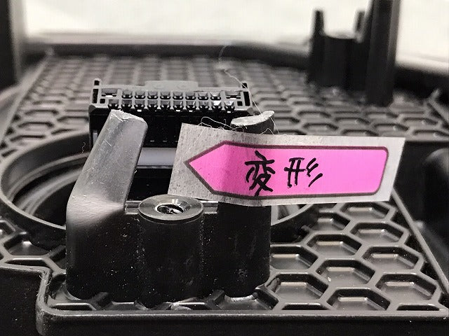 C-HR/CHR/ZYX10/ZYX11/NGX50/NGX10 純正 中期 左ヘッドライト/ランプ LED 刻印7 KOITO 10-111 81185-10A20 トヨタ (121436)