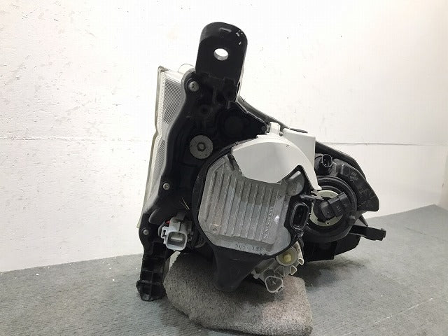 ムーヴ カスタム/LA100S/LA110S 純正 前期 左ヘッドライト/ランプ キセノン HID レベライザー バラスト 刻印13A KOITO 100-51060(121600)