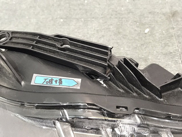 セレナ ハイウェイスター/XV/X/G/C27/GC27/GFC27/GNC27/GFNC27 純正 前期 右ヘッドライト/LED レベライザー 刻印Z KOITO 100-23721(121687)