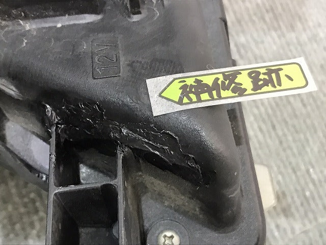 セレナ SERENA/C25/CC25/CNC25/NC25 純正 後期 右ヘッドライト/ランプ レベライザーハロゲン KOITO 100-24920 日産 NISSAN (121696)