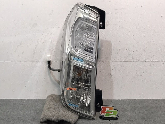 デイズルークス/ハイウェイスター/B21A 純正 左テールランプ/ライト/レンズ LED IMASEN 1146-399 26555-6A02H 日産 (121710)