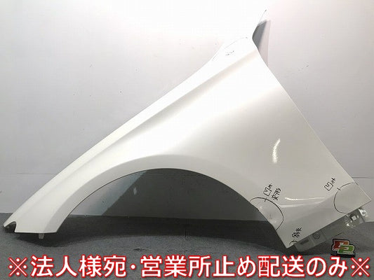 Sクラス/クーペ/W217/C217 純正 左フロント フェンダー A217 881 01 01 ダイヤモンドホワイト カラーNo.799 メルセデスベンツ (121881)
