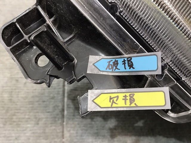 タウンエース/ライトエース/S403M/S403U/S413M/S413U 純正 右ヘッドライト/ランプ LED レベライザー 刻印D KOITO 100-8J009 トヨタ(122009)
