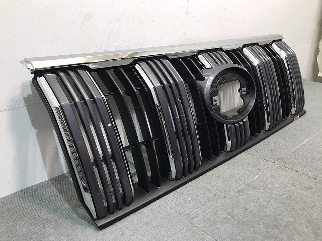 新車外し! ランドクルーザー/ランクル/プラド/150系/TRJ150W/GDJ150W/151W/GRJ150W/151W 純正 後期 フロントグリル 53111-60B20 (122034)