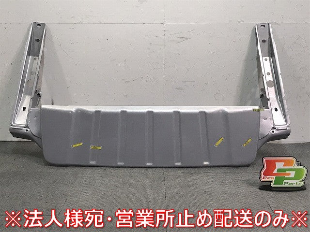 新品！ＸＣ９０／ＣＢ　系／２００３－２０１４　純正　フロントインパクトメンバー　Ｖ　３０７２３８７３　ボルボ　（１２２１９８）