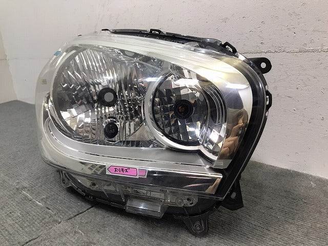 デイズ／ＥＫワゴン／Ｂ２１Ｗ／Ｂ１１Ｗ　純正　後期　右ヘッドライト／ランプ　ハロゲン　レベライザー　Ｗ１０４７（１２２２４９）