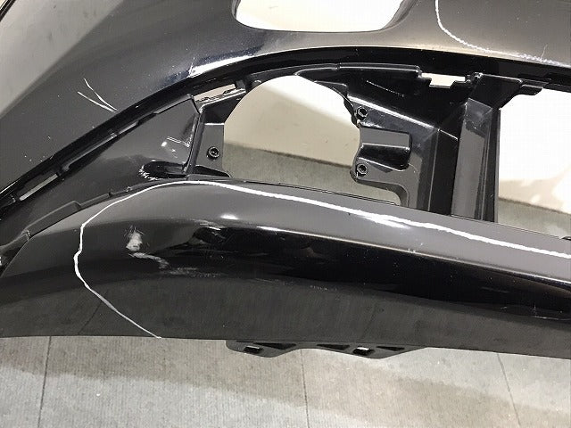 プリウス／ＺＶＷ５０／ＺＶＷ５１／ＺＶＷ５５　純正　後期　フロントバンパー　５２１１９－４７９７８　カラー　２１８（１２２３２１）