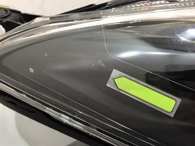 インプレッサＧ４／インプレッサスポーツ／ＸＶ／ＧＴ／ＧＫ２／３／６／７　純正　右ヘッドライト／刻印５Ａ　１９２０（１２２４０２）