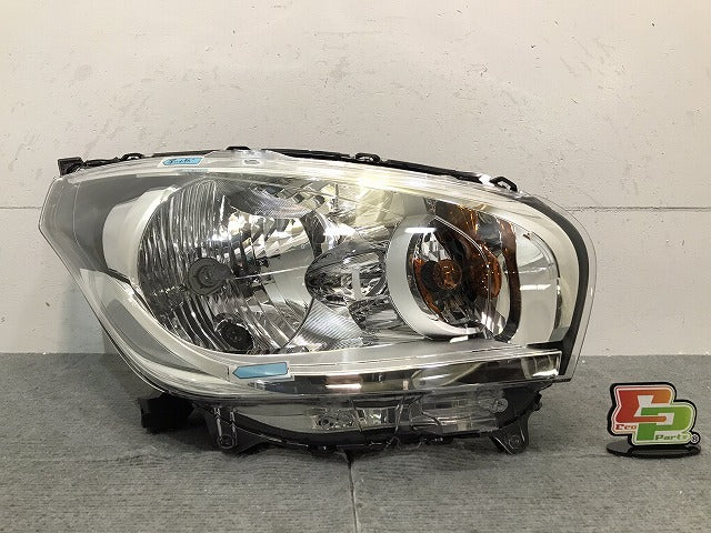 デイズ／ＥＫワゴン／Ｂ２１Ｗ／Ｂ１１Ｗ　純正　右ヘッドライト　ハロゲン　Ｗ１０４７　２６０１０－６Ａ０２Ｆ　日産　（１２２４３４）