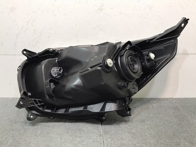 デイズ／ＥＫワゴン／Ｂ２１Ｗ／Ｂ１１Ｗ　純正　右ヘッドライト　ハロゲン　Ｗ１０４７　２６０１０－６Ａ０２Ｆ　日産　（１２２４３４）