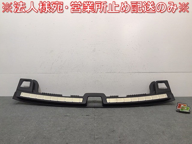 新品!XC60 UB 系 純正 トランク/スカッフプレート/エントランスカバー 31440641 32310166 ボルボ(122492)