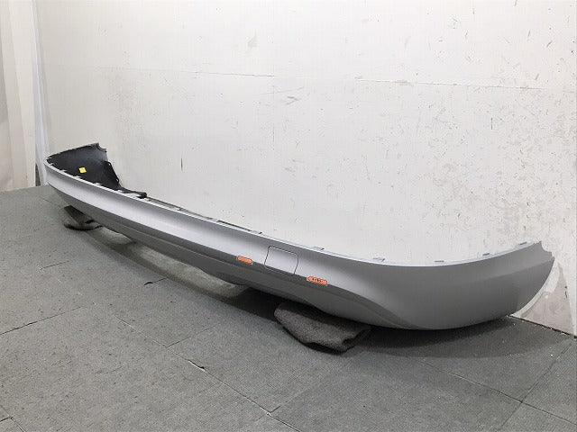 新品！Ｑ３／８Ｕ系／２０１１－２０１４　純正　リアスポイラー　ガーニッシュ／ディフューザー　８Ｕ０８０７５２１（１２２６０６）