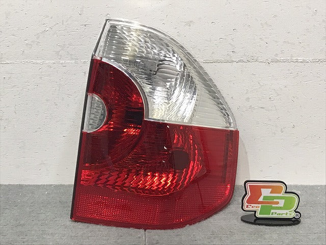 新品！Ｘ３　シリーズ／Ｅ８３　社外　右テールランプ／ライト／レンズ　ハロゲン　Ａ０４６３１７／６９９０１７０　（１２２６８３）