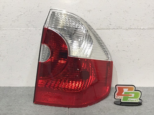 新品！Ｘ３　シリーズ／Ｅ８３　社外　右テールランプ／ライト／レンズ　ハロゲン　Ａ０４６３１７／６９９０１７０　（１２２６８３）