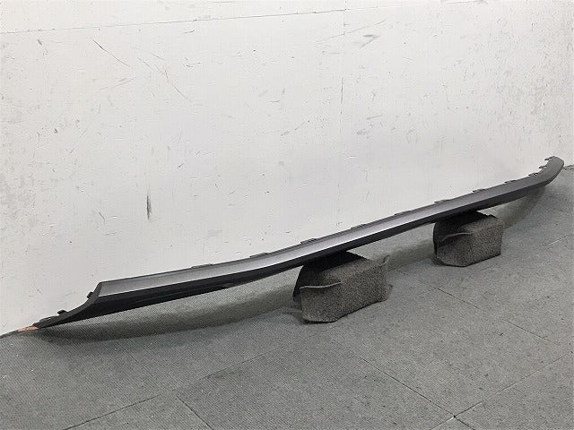 新品！ティグアン／５Ｎ系／２０１６－２０２０　純正　フロントスポイラー　バンパーガーニッシュ　５ＮＡ８０７５３２（１２２６９２）