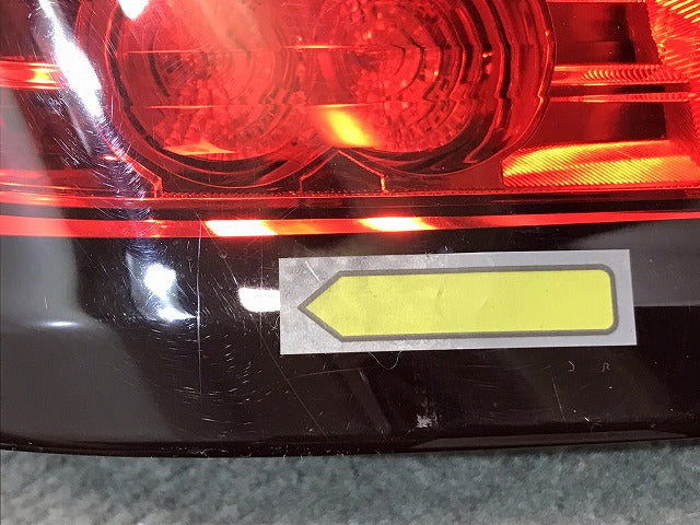 ノート／Ｅ１２／ＨＥ１２／ＮＥ１２／ＳＮＥ１２　純正　後期　左テールランプ　ＬＥＤ　ＩＣＨＩＫＯＨ　Ｄ２０２　日産（１２２７２７）