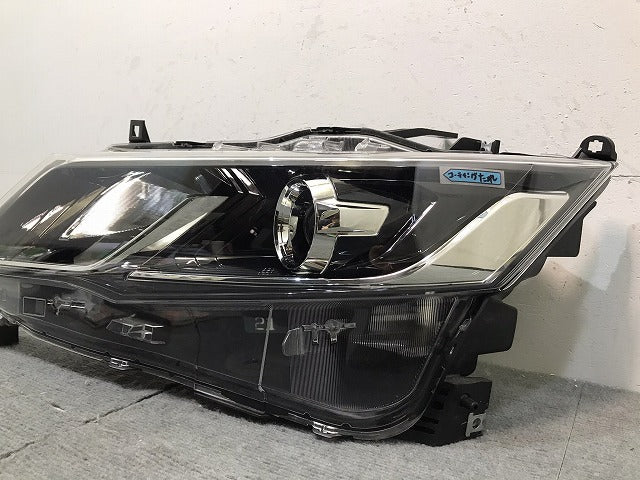 セレナ　ハイウェイスター／Ｓ／Ｘ／Ｇ／ＸＶ／Ｃ２７　純正　前期　左ヘッドライト／ＬＥＤ　刻印Ｚ　１００－２３７２１（１２２７４５）