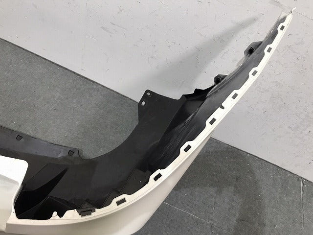 Ｘ－ＴＲＡＩＬ／エクストレイル／Ｔ３２／ＮＴ／ＨＴ／ＨＮＴ３２　純正　後期　リアバンパー　８５０２２　６ＦＲ０Ｈ　（１２２８０１）