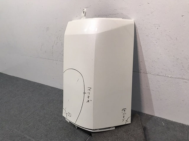 セレナ C27 純正 前期 右 リア コーナーパネル/コーナーカバー 85230 5TA0H ブリリアントホワイトパール QAB 日産(122905)
