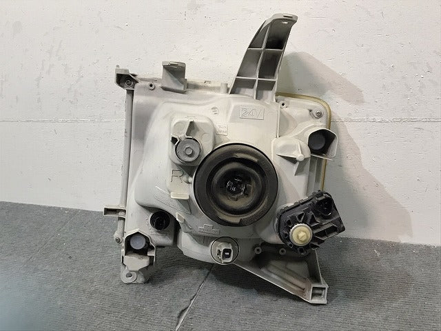 ムーヴコンテ／ピクシススペース／Ｌ５７５／Ｌ５８５　純正　右ヘッドライト　１００－５１９６３　８１１１０－Ｂ２５２０（１２２９８０