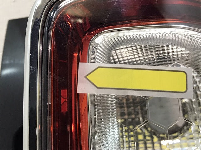 ハスラー／フレアクロスオーバー／ＭＲ３１Ｓ／ＭＲ４１Ｓ　純正　右テールランプ／ＬＥＤ　３５６０３－６５Ｐ０（１２３０７０）