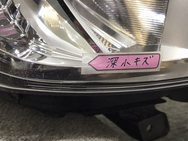 ランドクルーザー/ランクル/プラド 150系/TRJ150W/GDJ/GRJ/GDJ151W/GRJ 純正 中期 右ヘッドライト ハロゲン 60-201 81130-60G50(123131)