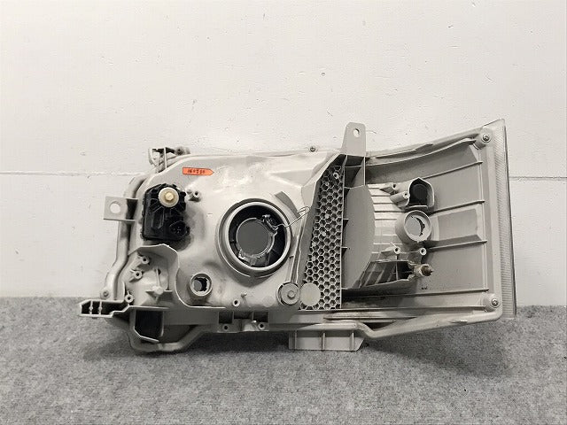 ハイエース/レジアスエース 200系/4型/5型/6型/標準/ワイド 純正 右 ヘッドライト ハロゲン レベライザー 刻印71 KOITO 26-131(123182)