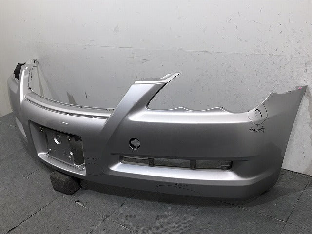 マークＸ／１２０系／ＧＲＸ１２０／ＧＲＸ１２５／ＧＲＸ１２１　純正　前期　フロントバンパー　５２１１９－２２Ａ００（１２３１９３）