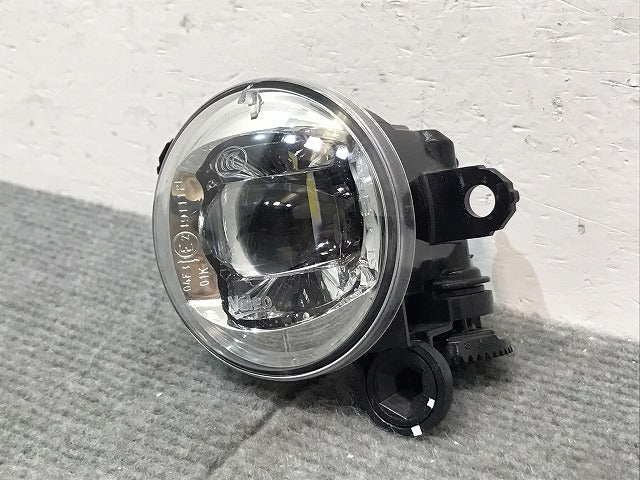 ルークス/ハイウェイスター/B44A/B45A/B47A/B48A 純正 右フォグランプ/ライト/レンズ  LED VALEO 90206506/26150-8990E 日産 (123340)