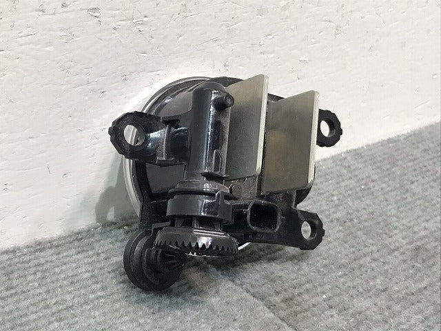 ルークス/ハイウェイスター/B44A/B45A/B47A/B48A 純正 右フォグランプ/ライト/レンズ  LED VALEO 90206506/26150-8990E 日産 (123340)