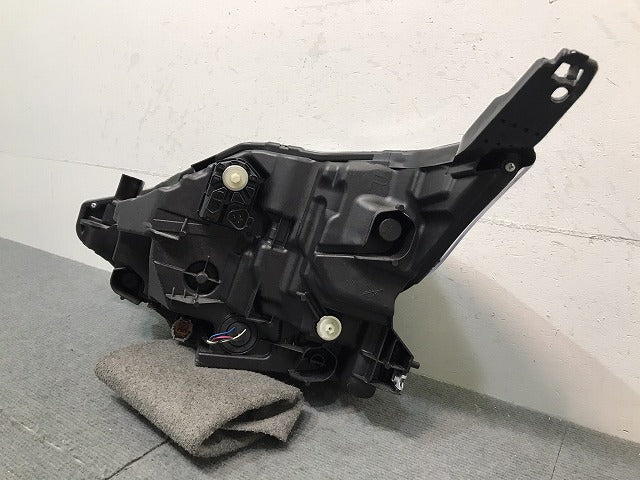 デイズ/ハイウェイスター/H.S/B44W/B45W/B46W/B47W/B48W 純正 右ヘッドライト/ランプ  LED レベライザー 刻印B 100-23776(123353)