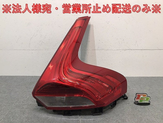V40 /MB系/ 純正 右 テールランプ/ライト/レンズ LED VALEO 31395845  ボルボ (123384)