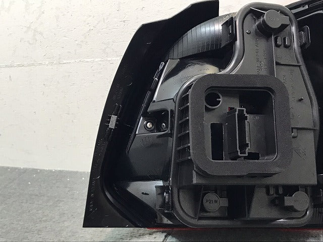 新品!ポロ/POLO 6R系 純正 前期 左テールランプ/ライト/レンズハロゲン AL Automotive Lighting 6R0 945 095 AC 6R0945095AC(123755)