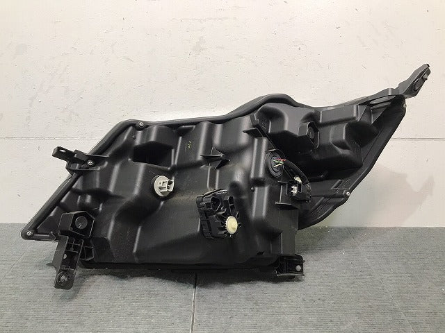 デイズルークス/ハイウェイスター B21A 純正 右ヘッドライト/ランプLEDレベライザー KOITO 100-67111 26010-6A02L 日産(123760)