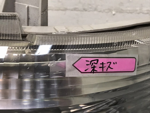 ハイエース/レジアスエース 200系/4型/5型/6型/標準/ワイド 純正 左ヘッドライト/ランプハロゲンレベライザー 刻印71 KOITO 26-131(123813)