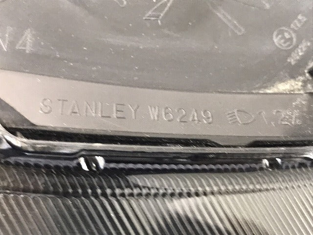 ルーミー/トール M900A/M910A/M900S/M910S 純正 後期 左ヘッドライト/ランプ レベライザーLED 刻印N4 STANLEY W6249 81110-B1640(123828)
