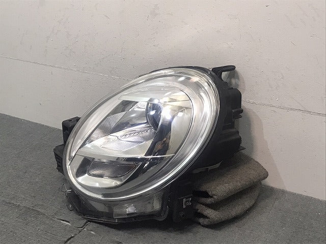キャスト/スタイル LA250S/LA260S 純正 左ヘッドライト/ランプ LED レベライザー 刻印K KOITO 100-69020 ダイハツ(123852)
