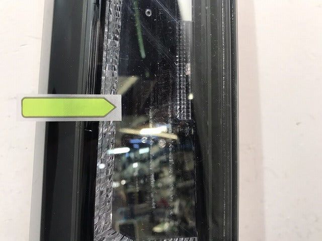 ルーミー/タンク/トール/ジャスティ/カスタム M900A/M910A/M900S/M910S/M900F/純正 左テールランプ/LED 220-69045 81561-B1130(123902)