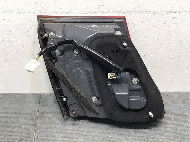 LS/LS460/LS600 USF40/USF41/USF45/USF46/UVF45/UVF46 純正 右テールランプ/ライト/レンズLED KOITO 50-91 レクサス(123977)