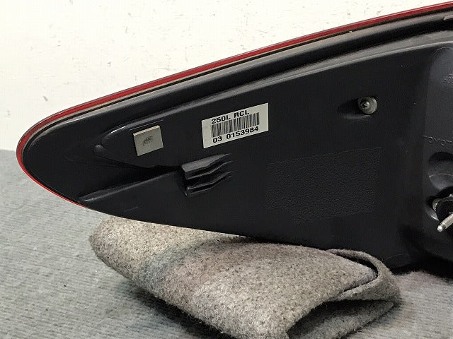 LS/LS460 USF40/USF41/USF45/USF46/UVF45/UVF46 純正 右テールランプ/ライト/レンズ LED KOITO 50-89 レクサス(123978)