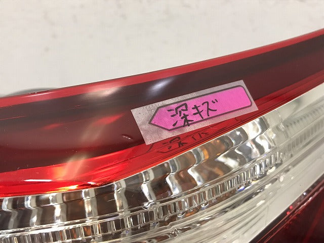 LS/LS460 USF40/USF41/USF45/USF46/UVF45/UVF46 純正 右テールランプ/ライト/レンズ LED KOITO 50-89 レクサス(123987)