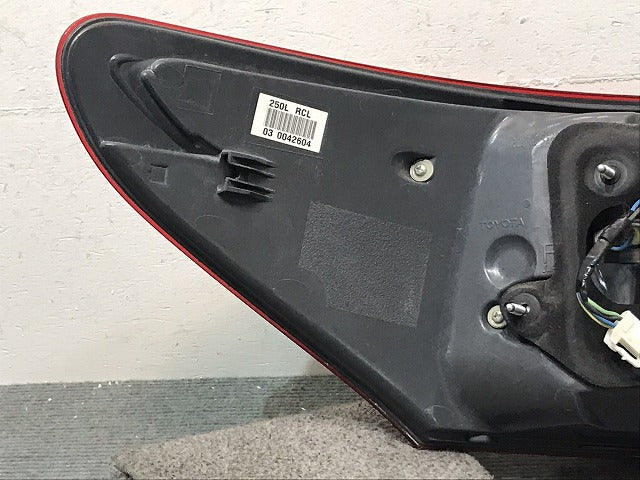 LS/LS460 USF40/USF41/USF45/USF46/UVF45/UVF46 純正 右テールランプ/ライト/レンズ LED KOITO 50-89 レクサス(123987)