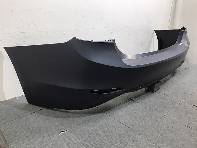 3シリーズ F30/F31 純正 リア バンパー 51.12 7 276 718 BMW(124009)