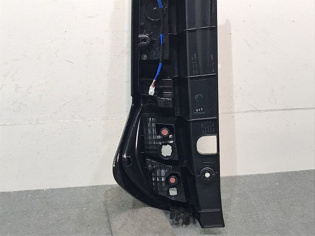 新品!ルーミー/タンク/トール/ジャスティ M900A/M910A/M900S/M910S/M900F/M910F 純正 右テールランプ LED 220-69045 81551-B1180(124028)
