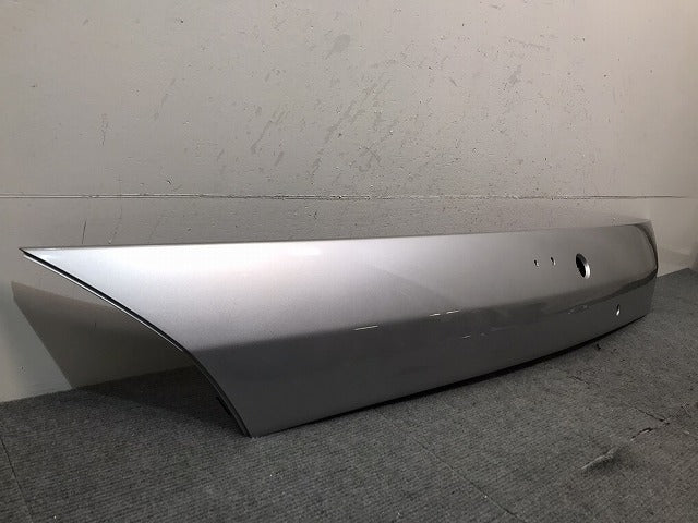新品!ウィングロード Y11/WFY11/WHNY11/WRY11 純正 リアフィニッシャー 90810 WD000 90810-WD806 日産(124031)
