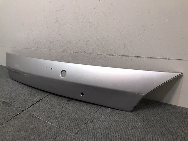 新品!ウィングロード Y11/WFY11/WHNY11/WRY11 純正 リアフィニッシャー 90810 WD000 90810-WD806 日産(124031)