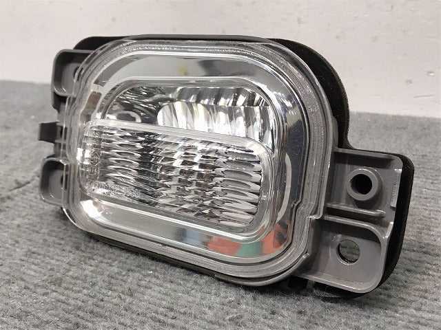 スペーシア MK53S 純正 左バックランプ ハロゲン KOITO 132-5938 スズキ(124038)