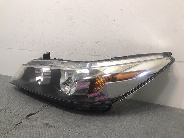 ストリーム RN6/RN7/RN8/RN9 純正 左ヘッドライト/ランプ キセノン HID レベライザー 刻印C KOITO 100-22652 ホンダ(124158)