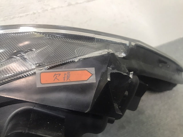 ストリーム RN6/RN7/RN8/RN9 純正 左ヘッドライト/ランプ キセノン HID レベライザー 刻印C KOITO 100-22652 ホンダ(124158)