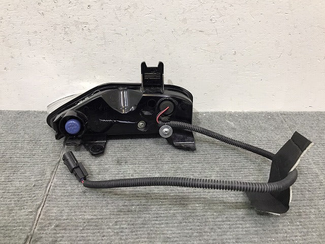 スカイライン V37/YV37/HV37/HNV37 純正 右ウィンカー LED STANLEY W1176 日産(124260)